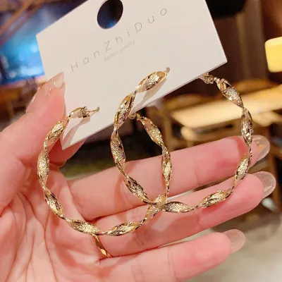 Twisted Glittery Hoop Earrings Set